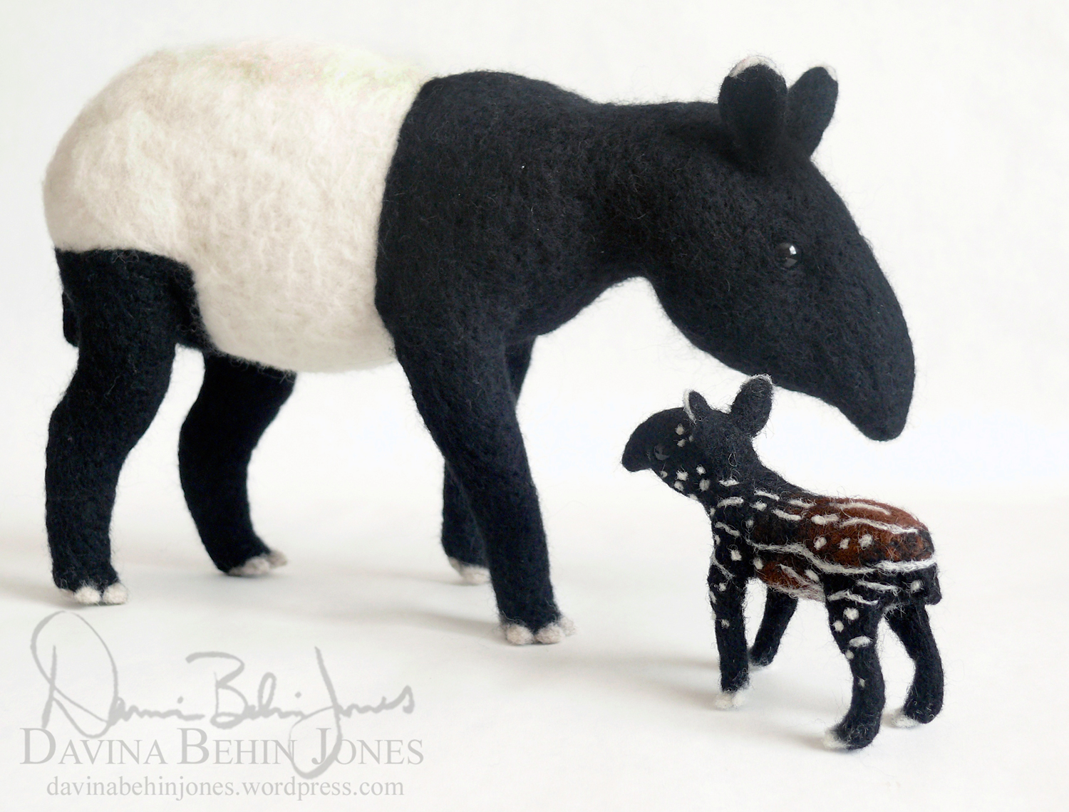2MotherCalfTapir